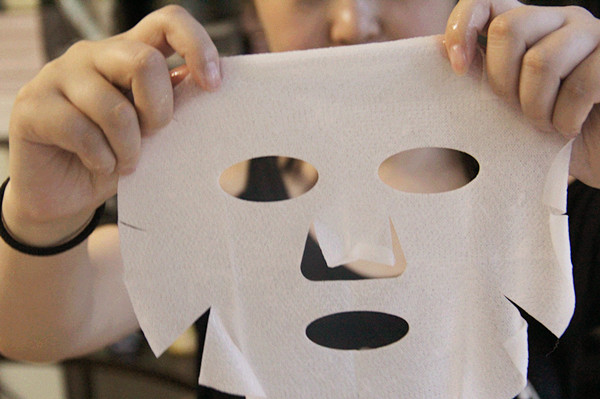 面膜貼多長(zhǎng)時(shí)間好？貼的時(shí)間久了好不好？