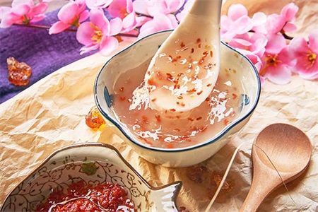 葛根粉的作用與功效，葛根粉的正確吃法有美容養(yǎng)顏的功效