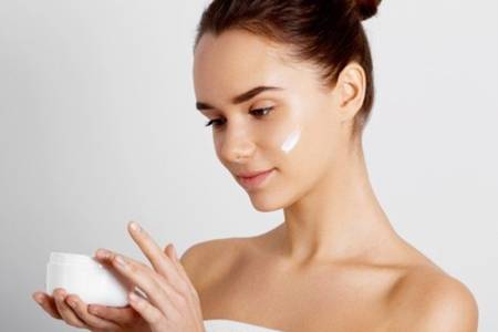 隔離霜史上最全作用，原來女生化妝用隔離這么重要