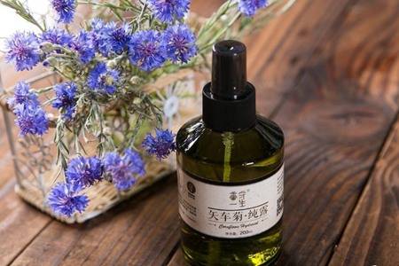 去除面部痤瘡的四個偏方,肌膚長痘的護理方法-易網健康<a href=http://www.jsjjzhkt.cn/jkys/ target=_blank class=infotextkey>養生</a>網 去除面部痤瘡的四個偏方,肌膚長痘的護理方法