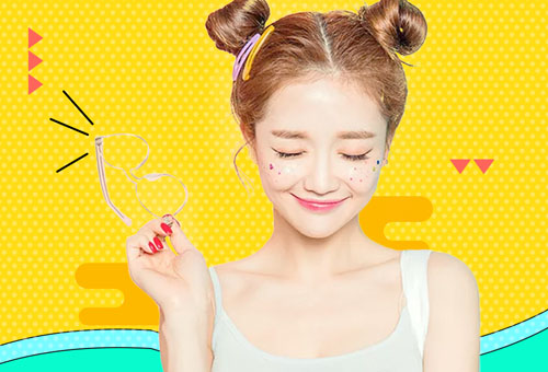 護(hù)膚大作戰(zhàn) 如何保住水潤(rùn)少女肌-易網(wǎng)健康<a href=http://www.jsjjzhkt.cn/jkys/ target=_blank class=infotextkey>養(yǎng)生</a>網(wǎng) 護(hù)膚大作戰(zhàn) 如何保住水潤(rùn)少女肌