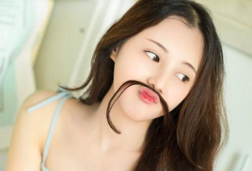 護(hù)膚大作戰(zhàn) 如何保住水潤(rùn)少女肌-易網(wǎng)<a href=http://www.jsjjzhkt.cn/ target=_blank class=infotextkey>健康養(yǎng)生</a>網(wǎng) 護(hù)膚大作戰(zhàn) 如何保住水潤(rùn)少女肌