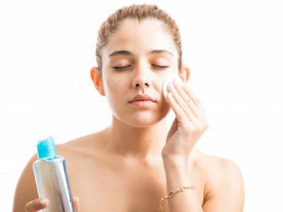 精華水和爽膚水的區別是什么？精華水能夠代替爽膚水嗎？