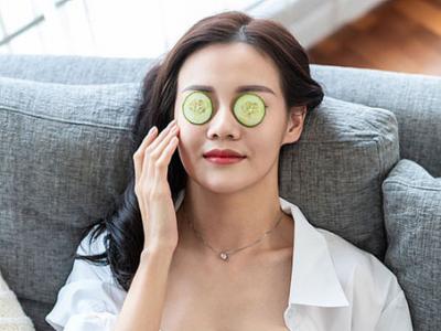 什么時間敷面膜效果好？晚上睡前護(hù)膚效果加倍