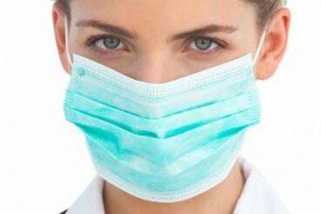 戴口罩起痘痘怎么辦?預防新型冠狀病毒也別忽略了戰痘-易網<a href=http://www.jsjjzhkt.cn/ target=_blank class=infotextkey>健康養生</a>網 戴口罩起痘痘怎么辦?預防新型冠狀病毒也別忽略了戰痘