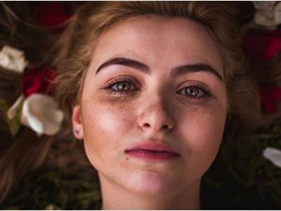 光子嫩膚的危害缺陷,女性做醫美光子嫩膚停了會怎樣