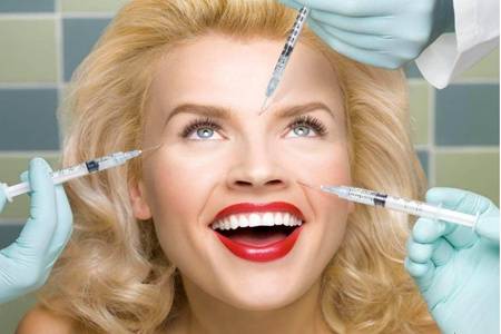 玻尿酸的四大作用與功效,玻尿酸原液美容的使用方法-易網<a href=http://www.jsjjzhkt.cn/ target=_blank class=infotextkey>健康養生</a>網 玻尿酸的四大作用與功效,玻尿酸原液美容的使用方法