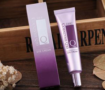 眼部保養要趁早 推薦4款好用的眼霜-易網健康養生網 眼部保養要趁早 推薦4款好用的眼霜