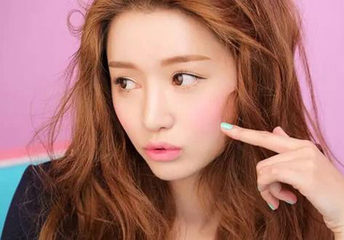 改善皮膚暗黃的6種方法 讓你快速變白變美!-易網<a href=http://www.jsjjzhkt.cn/ target=_blank class=infotextkey>健康養生</a>網 改善皮膚暗黃的6種方法 讓你快速變白變美!