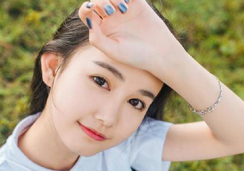 改善皮膚暗黃的6種方法 讓你快速變白變美!-易網健康<a href=http://www.jsjjzhkt.cn/jkys/ target=_blank class=infotextkey>養生</a>網 改善皮膚暗黃的6種方法 讓你快速變白變美!