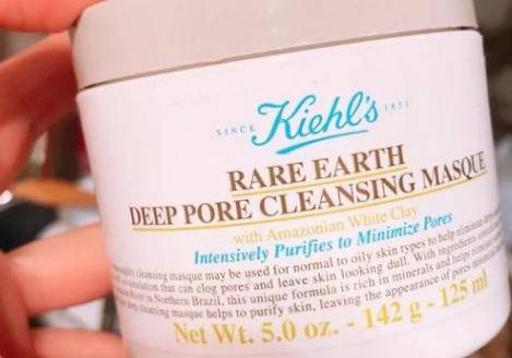 清潔面膜哪種好?下面三種單品絕對讓你種草-易網健康<a href=http://www.jsjjzhkt.cn/jkys/ target=_blank class=infotextkey>養生</a>網 清潔面膜哪種好?下面三種單品絕對讓你種草