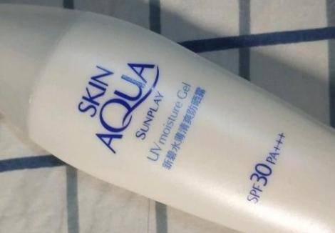 適合學(xué)生黨用的性價(jià)比高的防曬霜推薦 三款親測(cè)用到空瓶-易網(wǎng)健康<a href=http://www.jsjjzhkt.cn/jkys/ target=_blank class=infotextkey>養(yǎng)生</a>網(wǎng) 適合學(xué)生黨用的性價(jià)比高的防曬霜推薦 三款親測(cè)用到空瓶