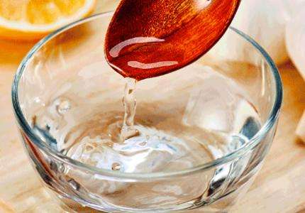 白醋可以洗臉嗎,可以!-易網健康<a href=http://www.jsjjzhkt.cn/jkys/ target=_blank class=infotextkey>養生</a>網 白醋可以洗臉嗎,可以!