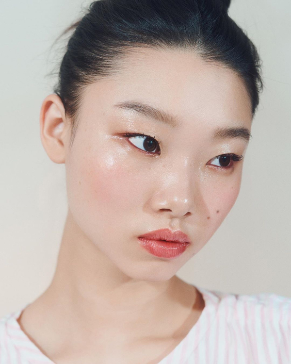 剛上妝就變沙漠??？你和水感肌只差一瓶乳液的距離