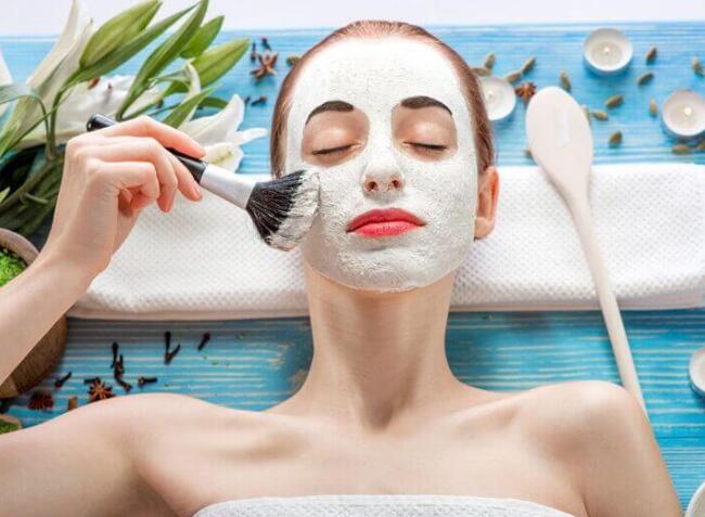 睡眠面膜是睡前用嗎?晚上用睡眠面膜的步驟-易網(wǎng)<a href=http://www.jsjjzhkt.cn/ target=_blank class=infotextkey>健康養(yǎng)生</a>網(wǎng) 睡眠面膜是睡前用嗎?晚上用睡眠面膜的步驟