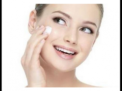 肌膚護理的一切正常次序恰當的護膚的步驟