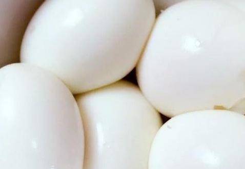 每天用雞蛋清敷臉可以去皺嗎?護(hù)膚的正確方法要避開禁忌-易網(wǎng)健康養(yǎng)生網(wǎng) 每天用雞蛋清敷臉可以去皺嗎?護(hù)膚的正確方法要避開禁忌