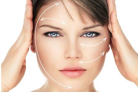 臉腫是什么原因引起的,女生早上起來臉腫怎么辦-易網健康<a href=http://www.jsjjzhkt.cn/jkys/ target=_blank class=infotextkey>養生</a>網 臉腫是什么原因引起的,女生早上起來臉腫怎么辦