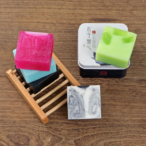 除螨皂的功效與作用 除螨皂適合什么膚質!-易網<a href=http://www.jsjjzhkt.cn/ target=_blank class=infotextkey>健康養生</a>網 除螨皂的功效與作用 除螨皂適合什么膚質!