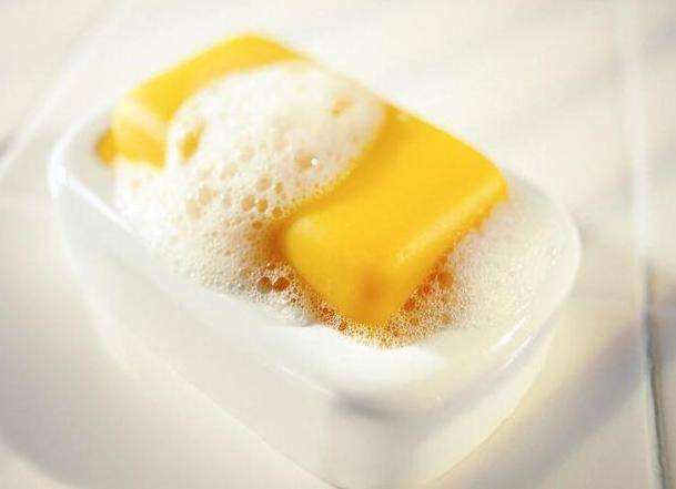 除螨皂可以天天用嗎 除螨皂怎么用-易網<a href=http://www.jsjjzhkt.cn/ target=_blank class=infotextkey>健康養生</a>網 除螨皂可以天天用嗎 除螨皂怎么用