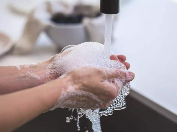 用完免洗面膜要不要洗臉？敷完免洗面膜不洗臉會怎么樣？