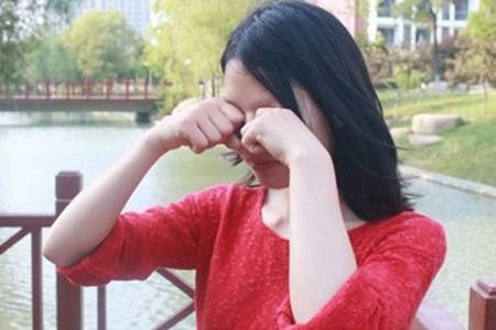 女人都想學(xué)的臉部按摩手法 提拉緊致防止下垂皮膚狀態(tài)好