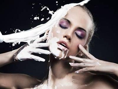 用牛奶洗臉效果如何  牛奶洗臉確實能夠祛斑美白嗎