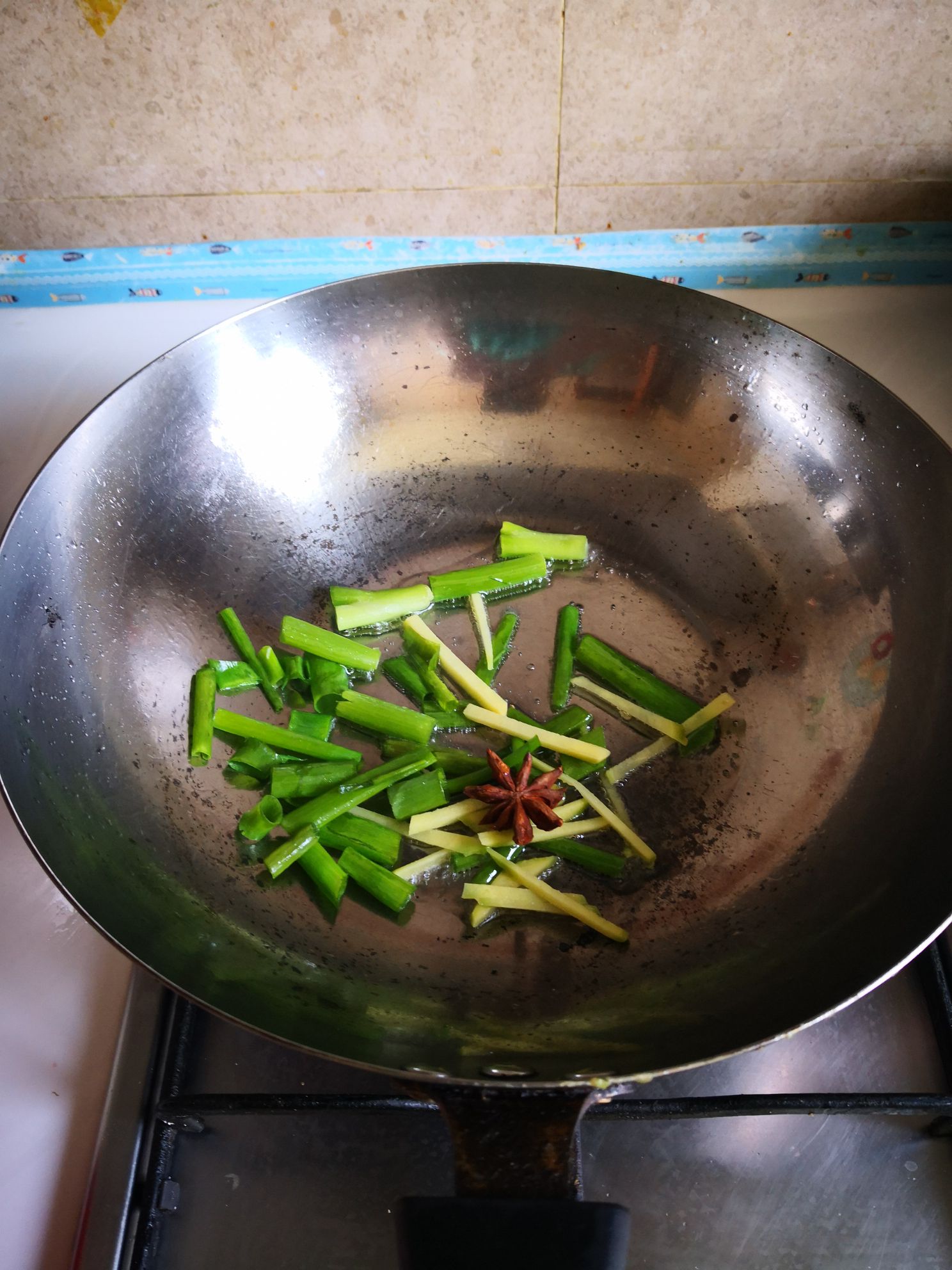 葷香豇豆烀咸菜的做法-家常味燉菜譜 葷香豇豆烀咸菜的做法-家常味燉菜譜