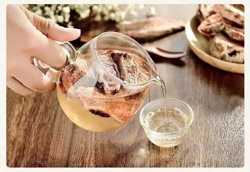 紅景天泡水喝的注意事項 正確的泡水的方法是什么 紅景天泡水喝的注意事項 正確的泡水的方法是什么