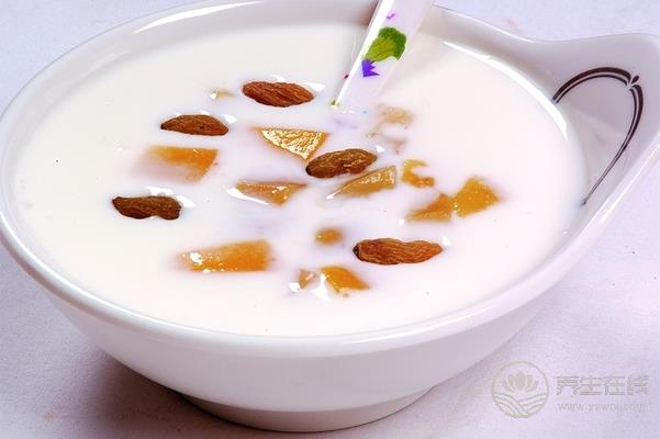 揭秘酸奶的八種錯(cuò)誤喝法