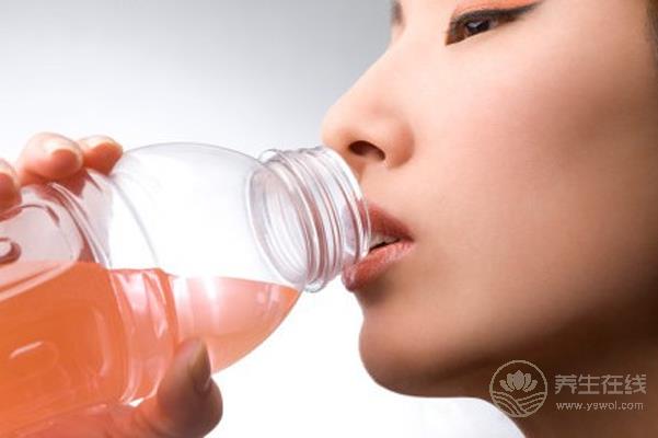 生活中最傷害腎臟的惡習(xí) 愛喝啤酒