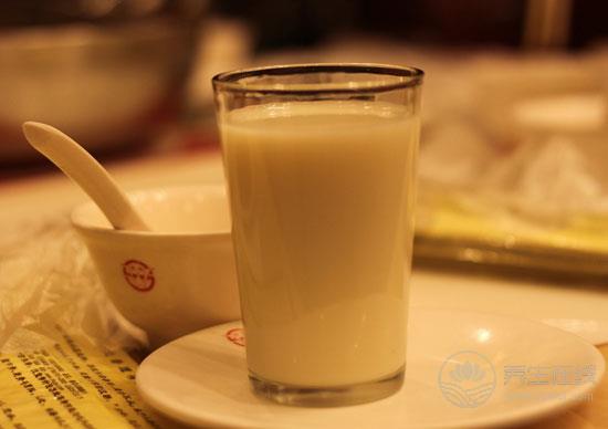 豆漿8種喝法等于給自己下毒 豆漿8種喝法等于給自己下毒