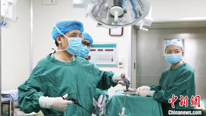 成都某醫院收治多名低齡膽結石患者 專家：生活飲食習慣不當導致