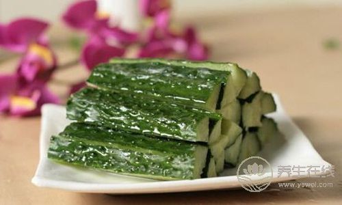 夏天一天吃一根黃瓜,竟然能讓女性變成這樣 夏天一天吃一根黃瓜,竟然能讓女性變成這樣