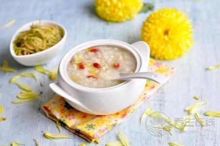 春分養(yǎng)生護肝胃：豬肚白術(shù)湯補脾益氣