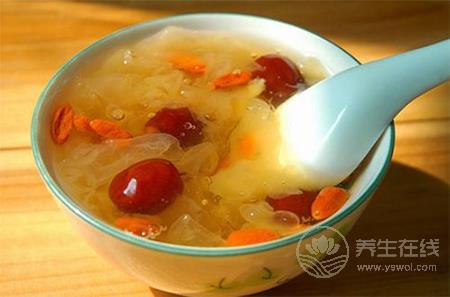 推薦十道秋季養(yǎng)生藥膳 預(yù)防疾病提高免疫力 推薦十道秋季養(yǎng)生藥膳 預(yù)防疾病提高免疫力