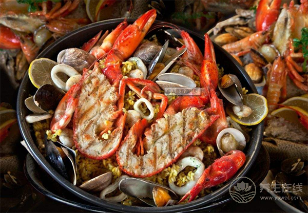 秋季吃海鮮七大禁忌 海鮮啤酒同吃惹痛風 秋季吃海鮮七大禁忌 海鮮啤酒同吃惹痛風