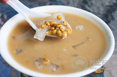 仲夏養生,清燥解熱不妨試試喝碗糖水 仲夏養生,清燥解熱不妨試試喝碗糖水