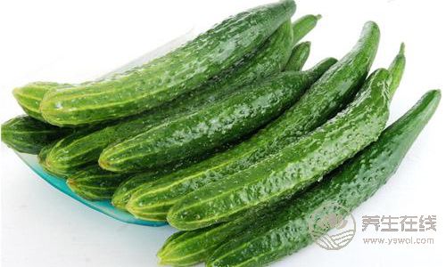 夏天一天吃一根黃瓜,竟然能讓女性變成這樣 夏天一天吃一根黃瓜,竟然能讓女性變成這樣
