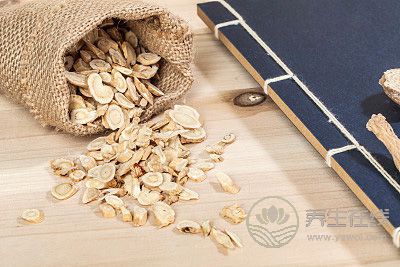 夏天太難熬,三款藥膳潤肺補脾 夏天太難熬,三款藥膳潤肺補脾