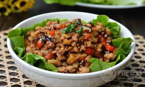 生菜的三款美味做法 夏季多吃消脂又降火 生菜的三款美味做法 夏季多吃消脂又降火