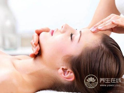 長青春痘怎么辦?不同位置有不同藥方 長青春痘怎么辦?不同位置有不同藥方