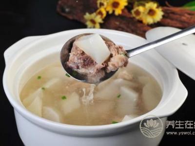 秋季補氣養血 蘿卜排骨湯賽人參