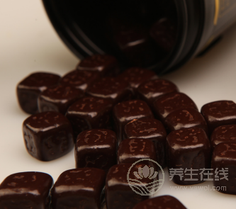 七夕情人節 這樣吃巧克力讓你很享瘦-易網<a href=http://www.jsjjzhkt.cn/ target=_blank class=infotextkey>健康養生</a>網 七夕情人節 這樣吃巧克力讓你很享瘦