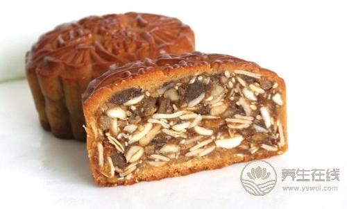 中秋節吃月餅的禁忌是什么?月餅不能和哪些食物一起吃?-易網健康<a href=http://www.jsjjzhkt.cn/jkys/ target=_blank class=infotextkey>養生</a>網 中秋節吃月餅的禁忌是什么?月餅不能和哪些食物一起吃?