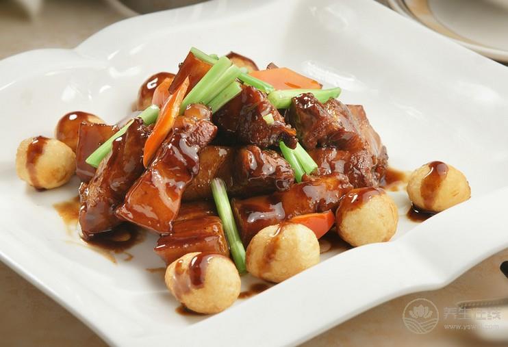 18美食治初秋心煩失眠-易網健康養生網 18美食治初秋心煩失眠