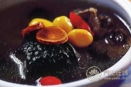 霜降養(yǎng)生食材有哪些?霜降吃白果燉烏雞好嗎?-易網(wǎng)<a href=http://www.jsjjzhkt.cn/ target=_blank class=infotextkey>健康養(yǎng)生</a>網(wǎng) 霜降養(yǎng)生食材有哪些?霜降吃白果燉烏雞好嗎?