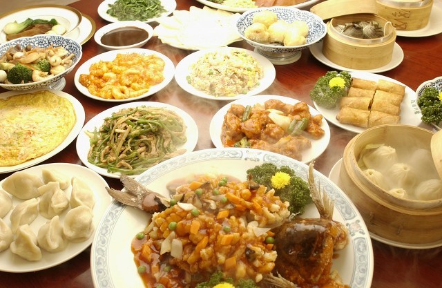 春節在家狀態是怎樣?說的就是你!-易網<a href=http://www.jsjjzhkt.cn/ target=_blank class=infotextkey>健康養生</a>網 春節在家狀態是怎樣?說的就是你!