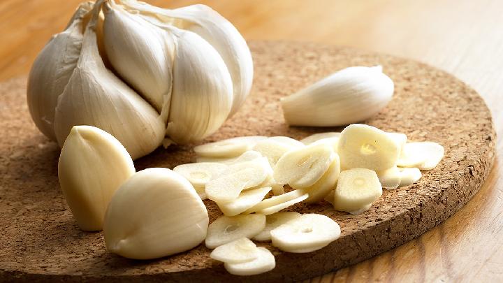 美味傳統菜譜之糖醋排骨 讓你吃的美味吃的健康-易網健康<a href=http://www.jsjjzhkt.cn/jkys/ target=_blank class=infotextkey>養生</a>網 美味傳統菜譜之糖醋排骨 讓你吃的美味吃的健康