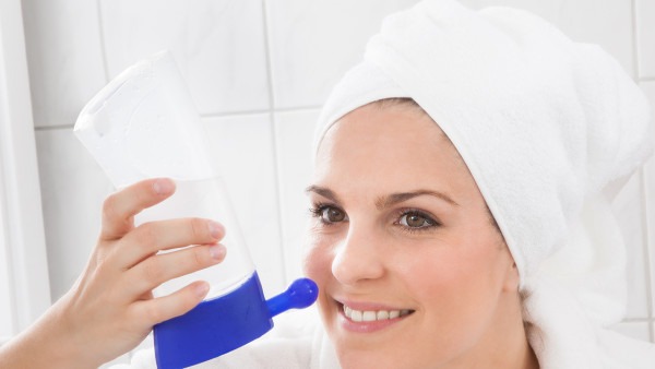 日常洗臉小知識,正確洗臉時不該做這4件事-易網健康<a href=http://www.jsjjzhkt.cn/jkys/ target=_blank class=infotextkey>養生</a>網 日常洗臉小知識,正確洗臉時不該做這4件事